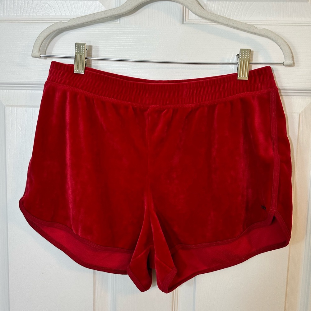 Hollister velour shorts